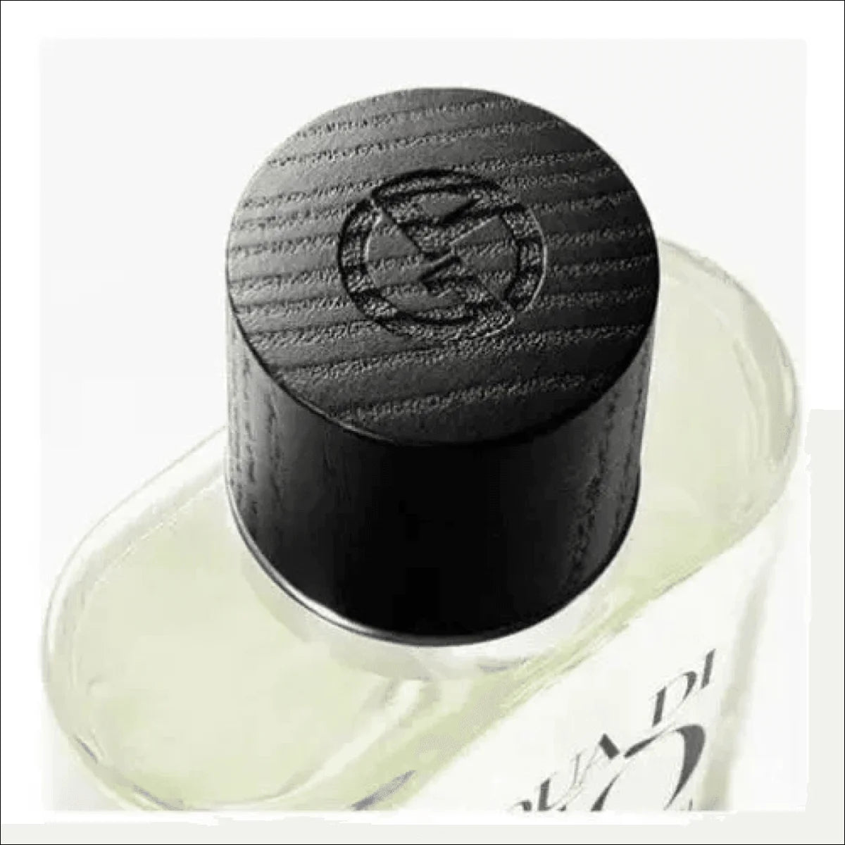 Frasco de Acqua di Giò Giorgio Armani Eau de Parfum Masculino - Jm Grife