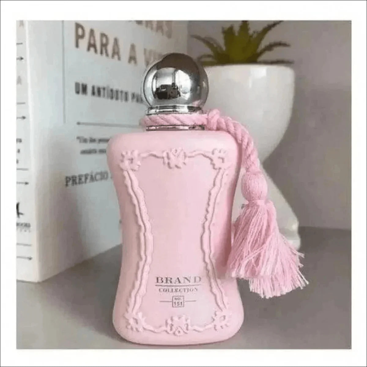 Frasco de Perfume Feminino Delina 25ml com Borla Prateada Rosa - Jm Grife
