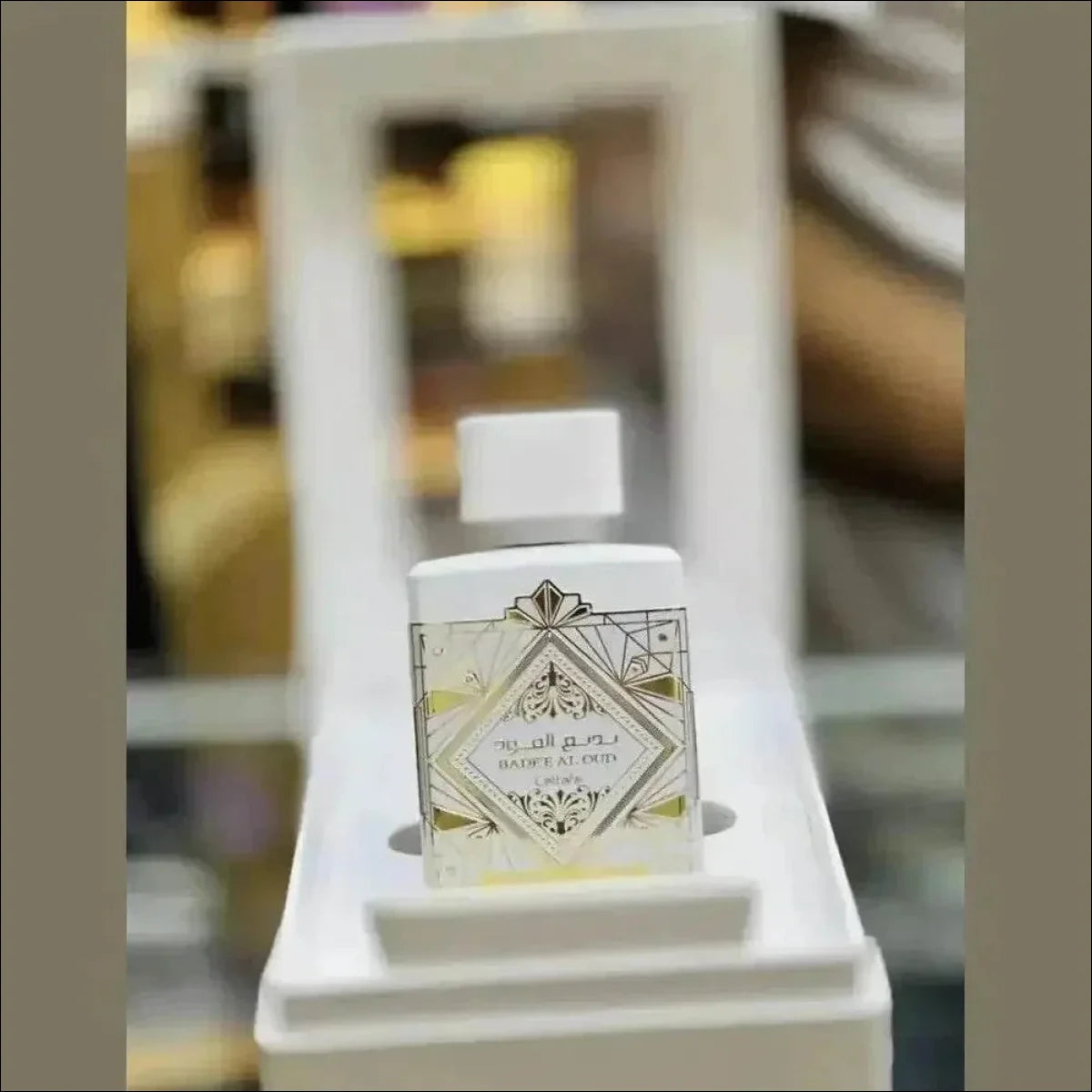 Perfume Árabe Honor & Glory Eau de Parfum 100ml - Lattafa - Jm Grife