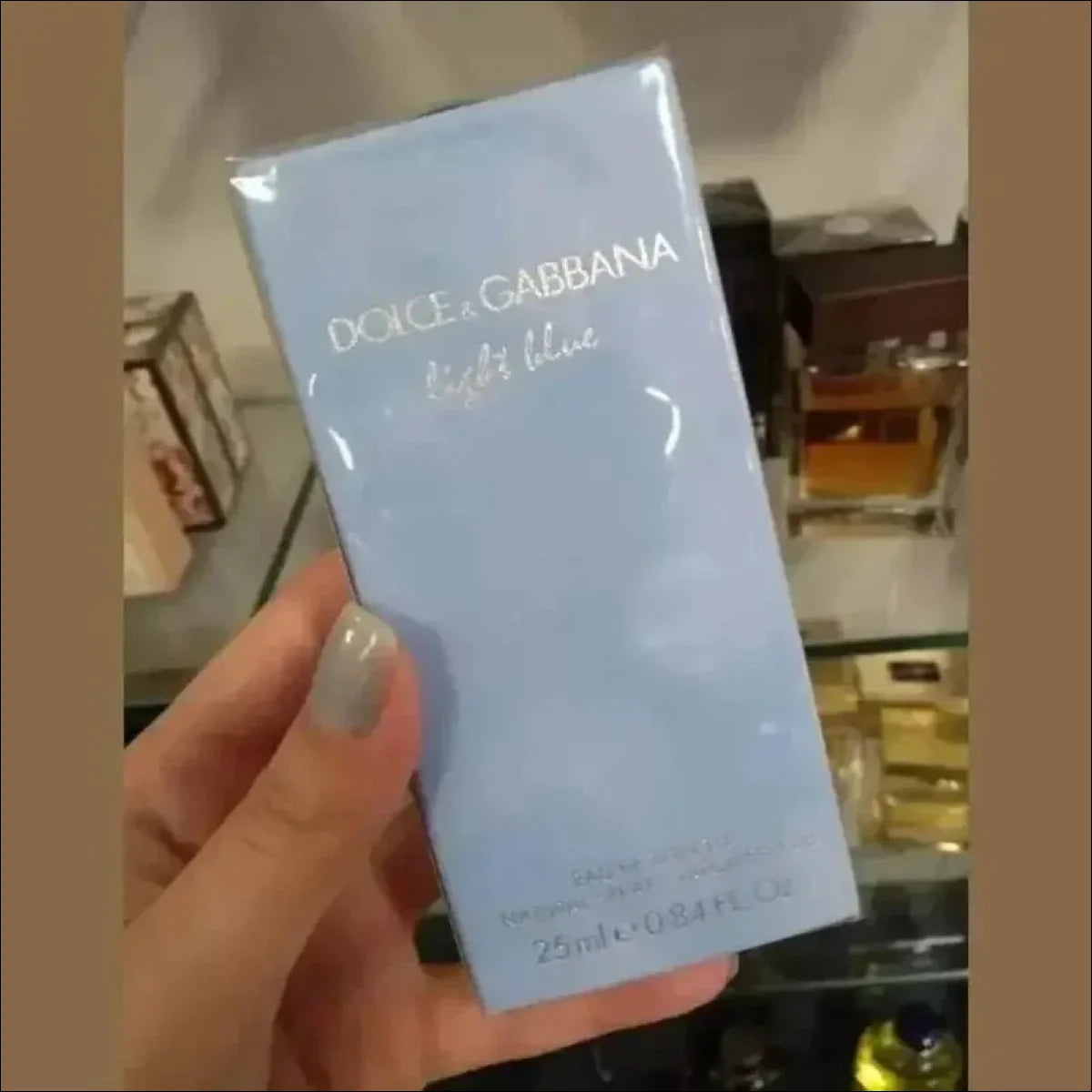 Dolce Gabbana Light Blue Eau de Toilette Feminino 25ml - Fragrância Floral Frutada Para Verão - Jm Grife - 25ml,blue,gabbana,issues,light,para - Jm Grife - Dolce Gabbana Light Blue Eau de Toilette Feminino 25ml - Fragrância Floral Frutada Para Verão