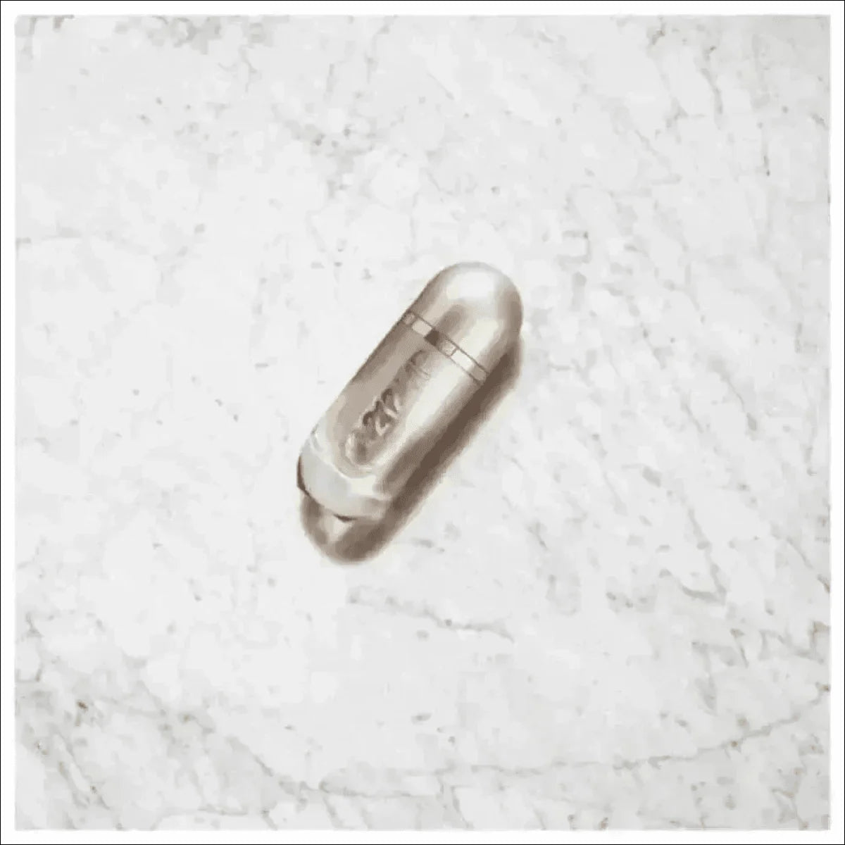 Frasco de Perfume Carolina Herrera VIP Rosé em Forma de Cápsula - Jm Grife