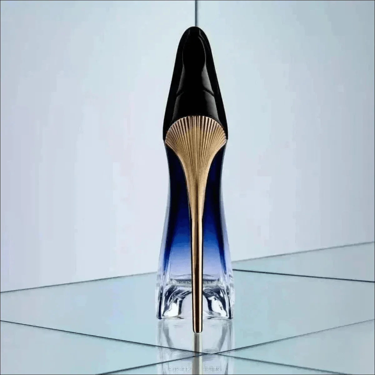 Frasco de Perfume Good Girl Carolina Herrera em Forma de Sapato - Jm Grife