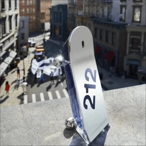 Frasco de Vidro Carolina Herrera Heroes Forever Young Masculino - Jm Grife