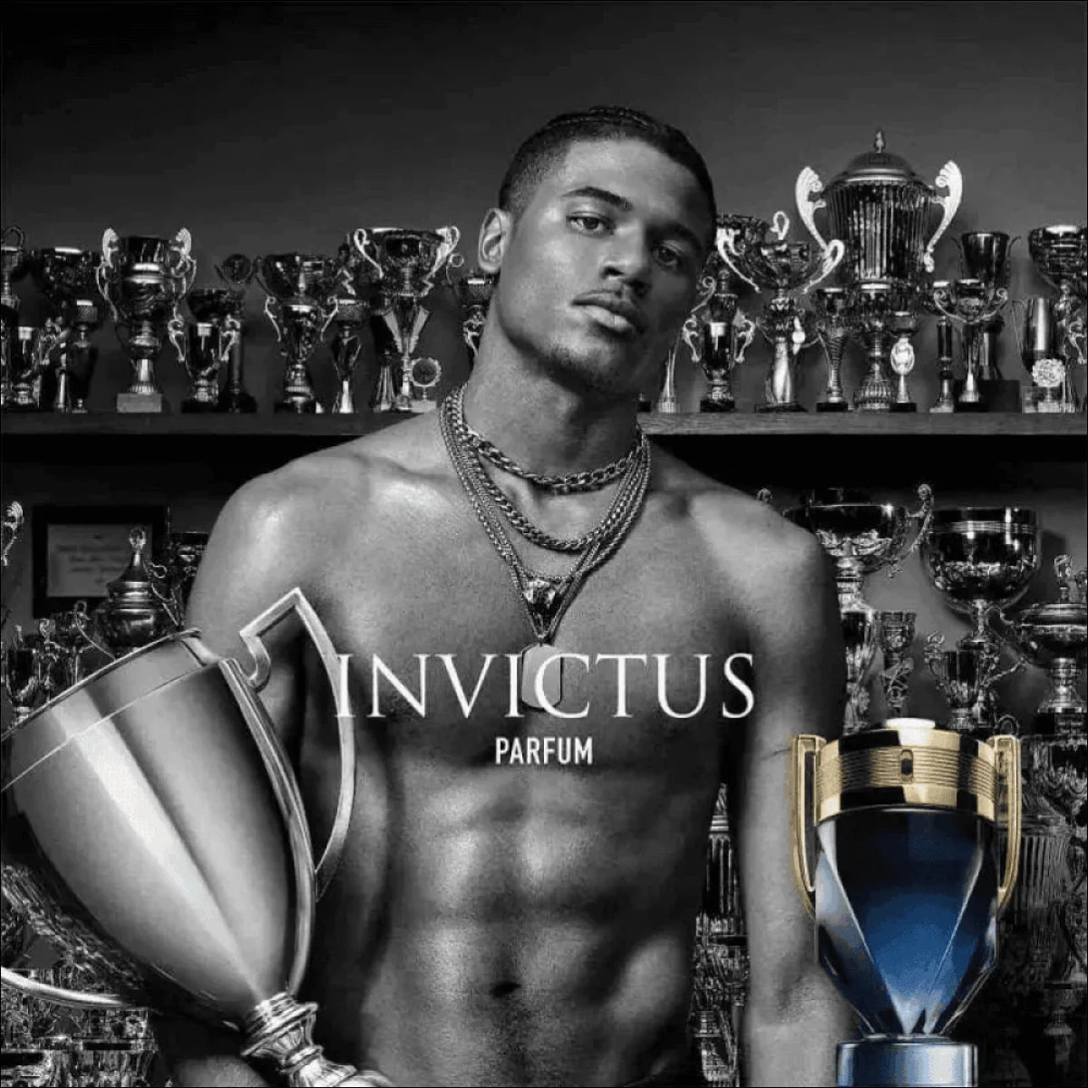 Paco Rabanne Invictus Parfum 100ml - Perfume Amadeirado Aquático para Homens Fortes e Poderosos - Jm Grife