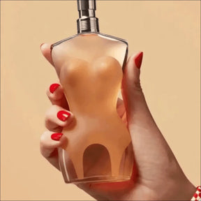 Perfume Jean Paul Gaultier Classique Feminino em Frasco de Pêssego - Jm Grife