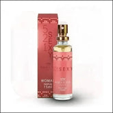 Perfume Rosa com Detalhes Dourados Amakha Paris 15ml Excelente p Bolso - Jm Grife