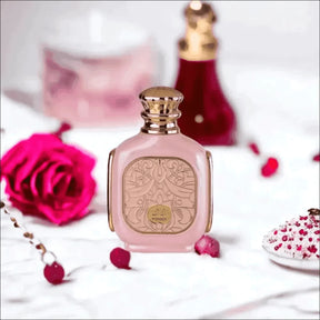 Perfume Zukhruf Zimaya Pink Eau - Elegância e Fragrância Inconfundível - Jm Grife